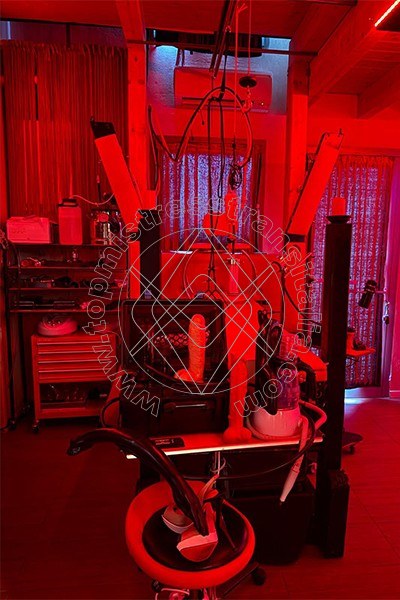 Foto 13 di Jessica Frau Italiana Tx mistress trans Piacenza