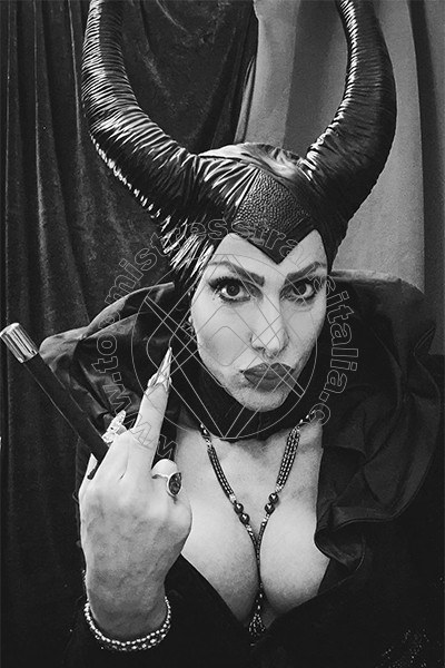 Foto 38 di Regina Xena Italiana mistress transex Monza