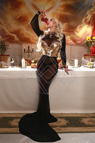 Foto 10 di Nina la 10 divina mistress trans Ibiza