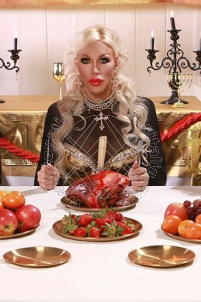 Foto 4 di Nina la 4 divina mistress trans Ibiza