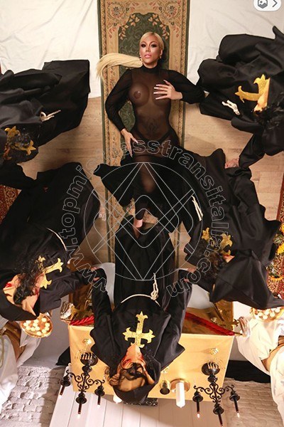 Foto 5 di Nina la 5 divina mistress trans Ibiza