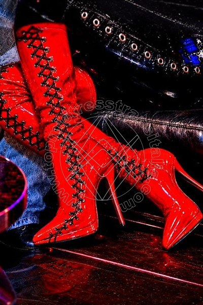 Foto 4 di Lady Roberta Rodrigues Pornostar mistress transex Lienz