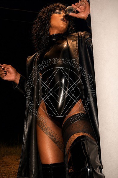 Foto 5 di Padrona Camilla mistress trav Campolongo maggiore