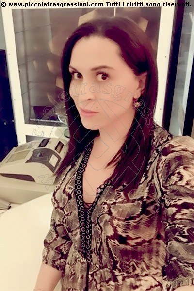 Foto selfie 1 di Lady Domina Izabella mistress transex Friburgo In Brisgovia