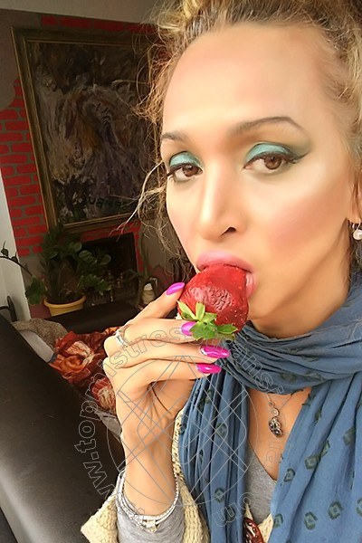 Foto selfie 74 di Lacroix Lumiere mistress trans Roma