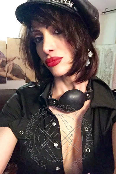 Foto selfie 165 di Regina Xena Italiana mistress trans Monza