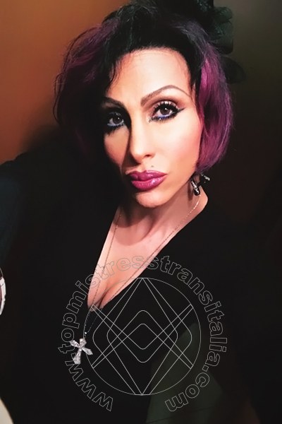 Foto selfie 214 di Regina Xena Italiana mistress trans Monza
