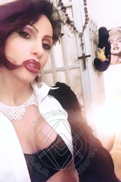 Foto selfie 69 di Regina Xena Italiana mistress trans Monza