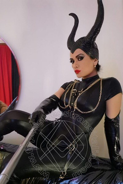 Foto selfie 14 di Padrona Wendy mistress trans Roma