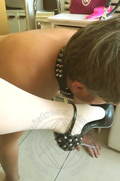 Foto selfie 143 di Regina Xena Italiana mistress trans Monza