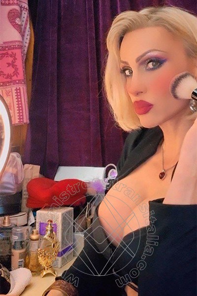 Foto selfie 68 di Regina Xena Italiana mistress trans Monza